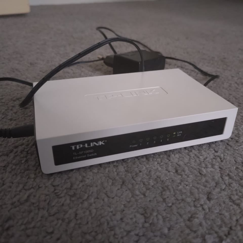 TP-link switch 10/100